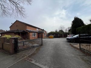 Photo 2- click for photo gallery